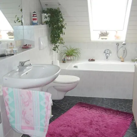 With 2 Bedrooms Ferienhaus